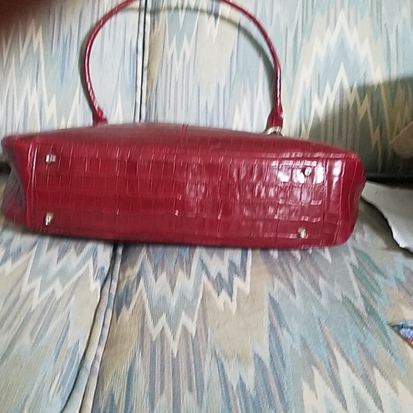 Designer Handbag - Picture 3 of 4